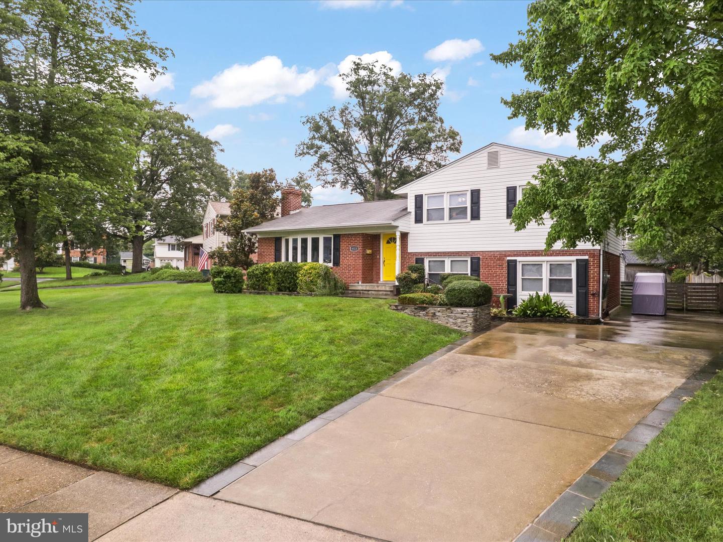 8323 BLOWING ROCK RD, ALEXANDRIA, Virginia 22309, 4 Bedrooms Bedrooms, ,2 BathroomsBathrooms,Residential,For sale,8323 BLOWING ROCK RD,VAFX2249344 MLS # VAFX2249344