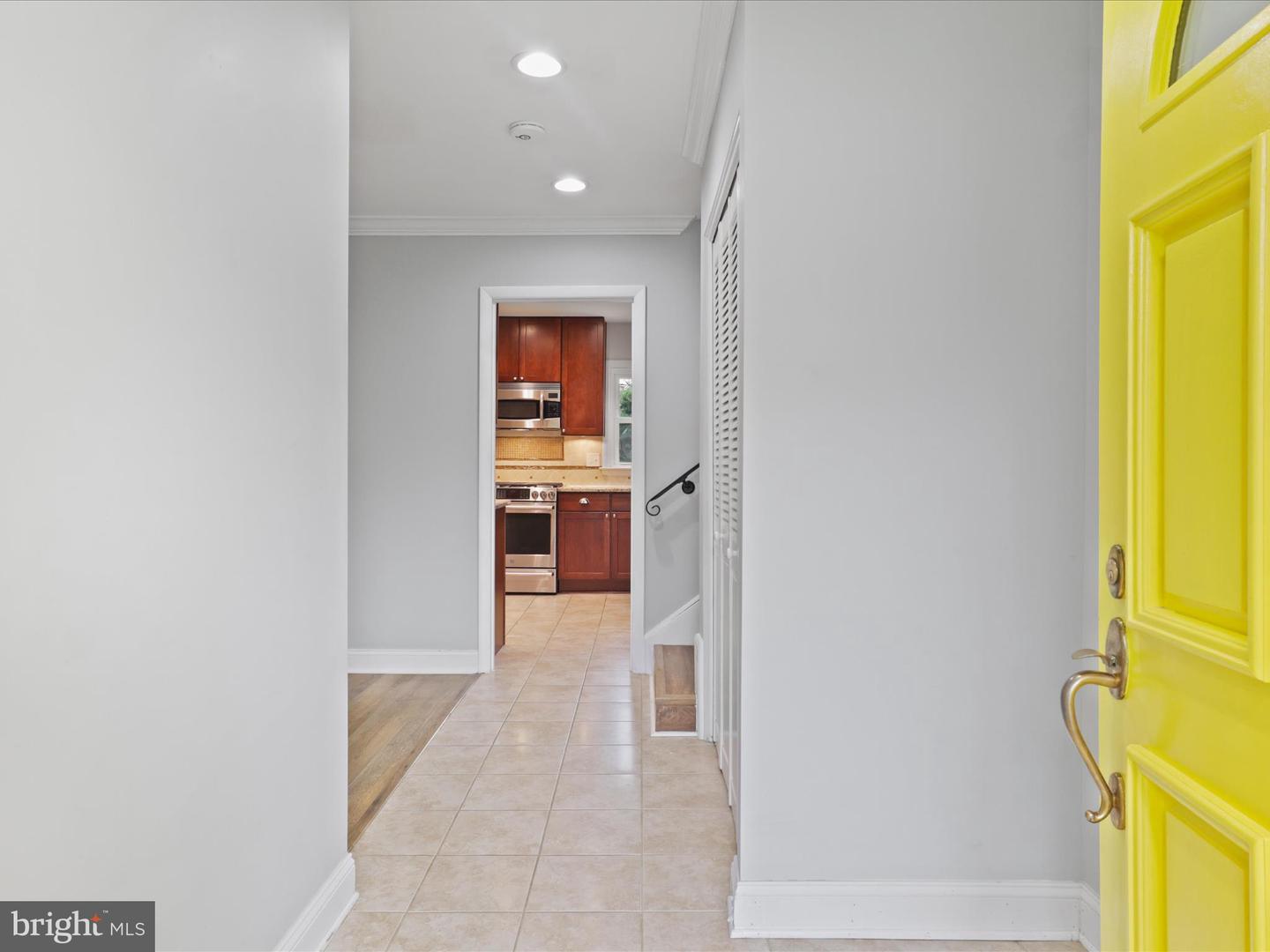 8323 BLOWING ROCK RD, ALEXANDRIA, Virginia 22309, 4 Bedrooms Bedrooms, ,2 BathroomsBathrooms,Residential,For sale,8323 BLOWING ROCK RD,VAFX2249344 MLS # VAFX2249344