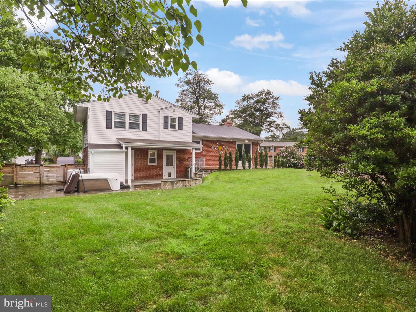 8323 BLOWING ROCK RD, ALEXANDRIA, Virginia 22309, 4 Bedrooms Bedrooms, ,2 BathroomsBathrooms,Residential,For sale,8323 BLOWING ROCK RD,VAFX2249344 MLS # VAFX2249344