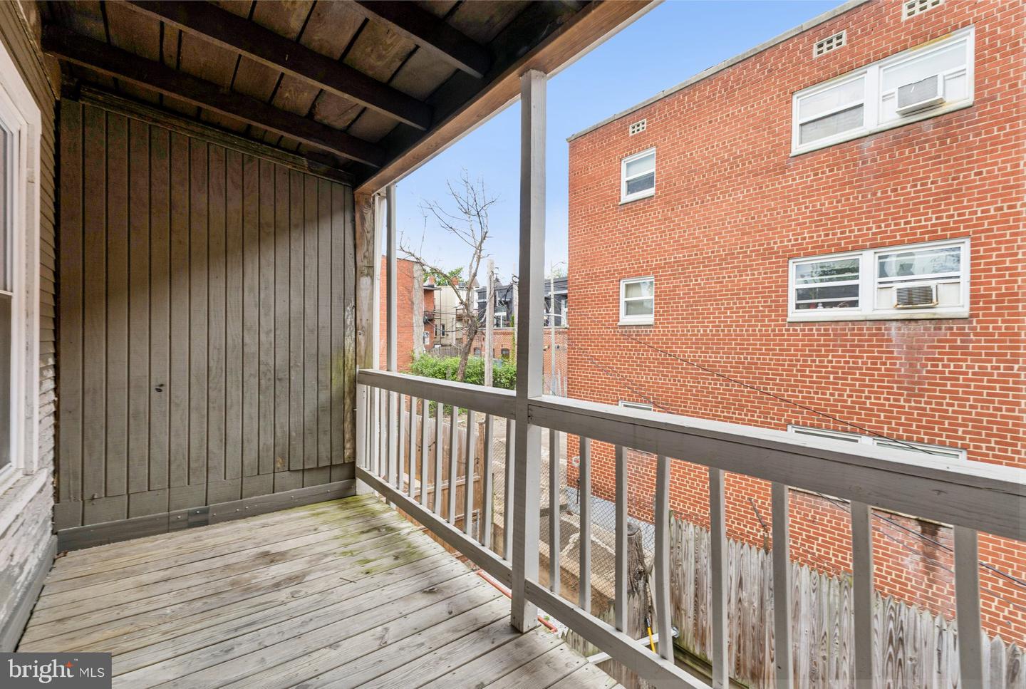 913 COLUMBIA RD NW, WASHINGTON, District Of Columbia 20001, 4 Bedrooms Bedrooms, ,3 BathroomsBathrooms,Residential,For sale,913 COLUMBIA RD NW,DCDC2206878 MLS # DCDC2206878