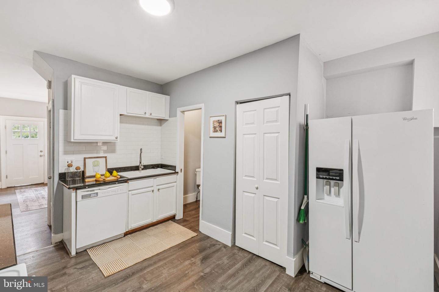913 COLUMBIA RD NW, WASHINGTON, District Of Columbia 20001, 4 Bedrooms Bedrooms, ,3 BathroomsBathrooms,Residential,For sale,913 COLUMBIA RD NW,DCDC2206878 MLS # DCDC2206878