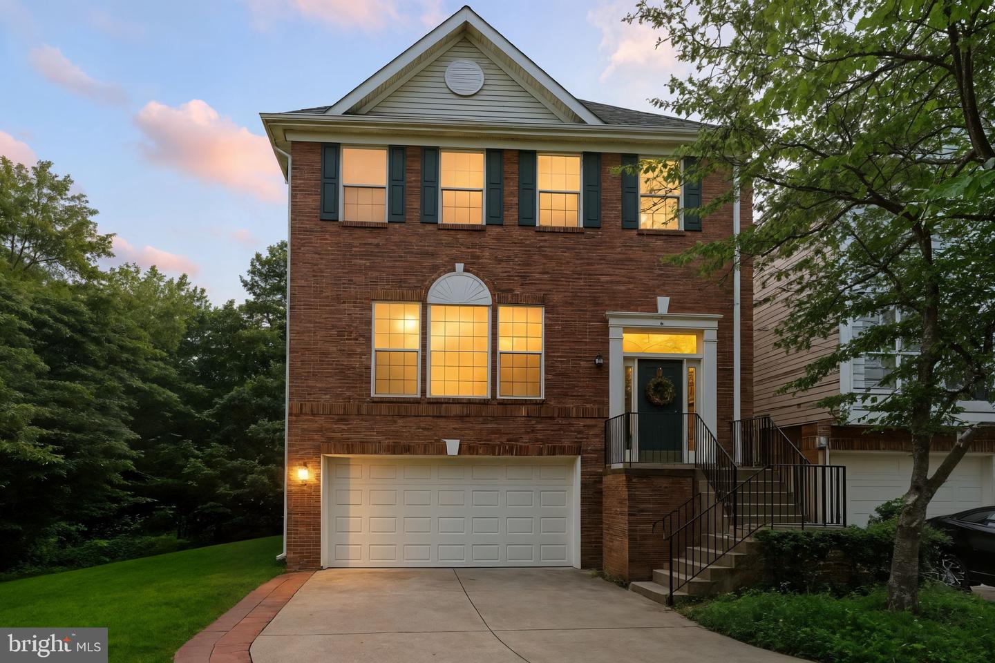 13238 MAPLE CREEK LN, CENTREVILLE, Virginia 20120, 3 Bedrooms Bedrooms, ,3 BathroomsBathrooms,Residential,For sale,13238 MAPLE CREEK LN,VAFX2249352 MLS # VAFX2249352