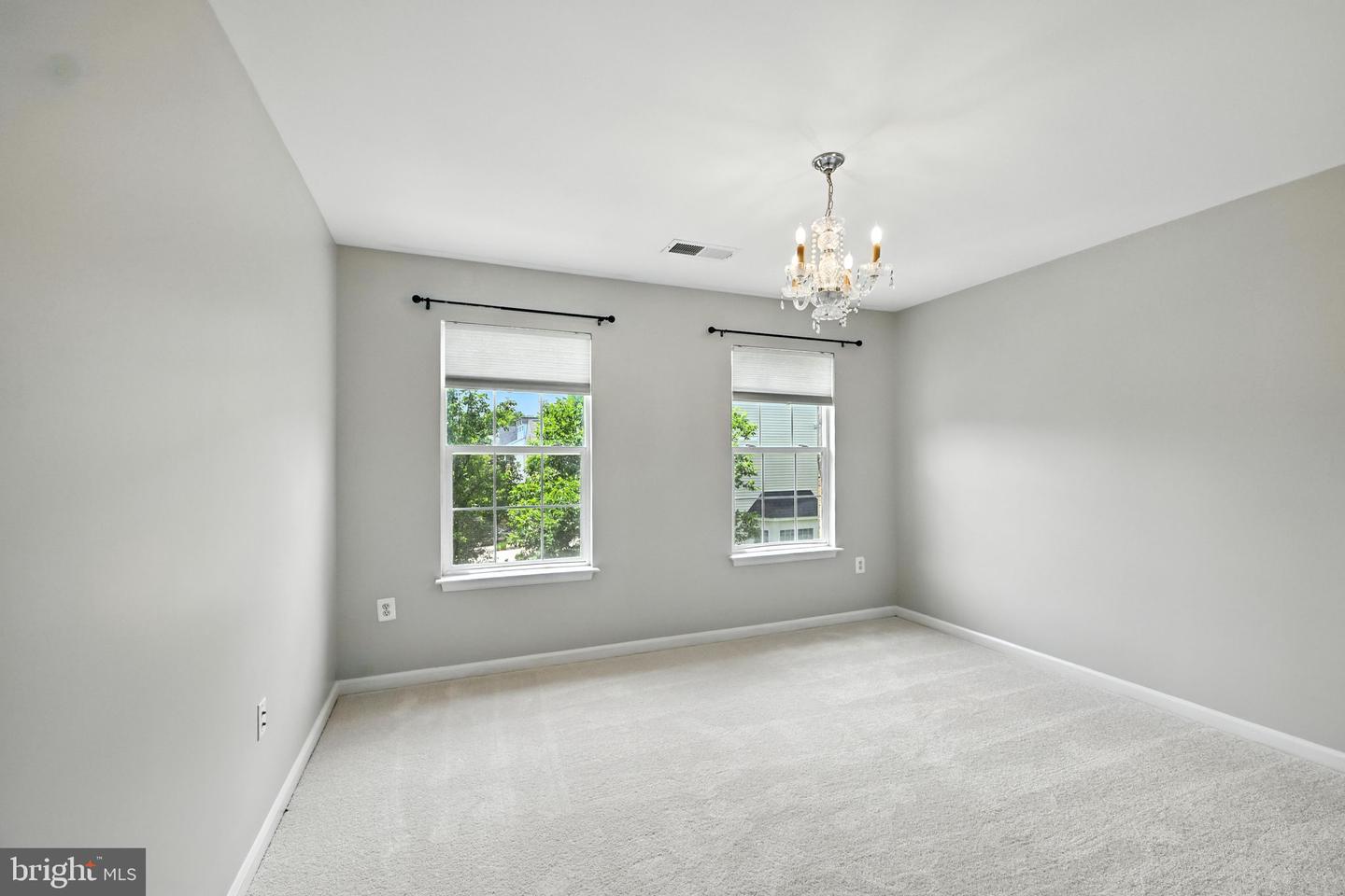 13238 MAPLE CREEK LN, CENTREVILLE, Virginia 20120, 3 Bedrooms Bedrooms, ,3 BathroomsBathrooms,Residential,For sale,13238 MAPLE CREEK LN,VAFX2249352 MLS # VAFX2249352