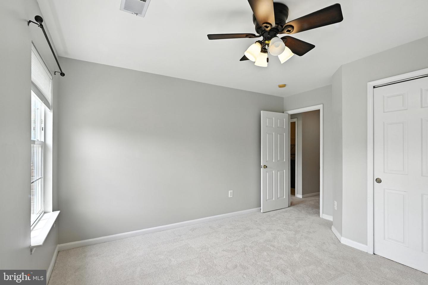 13238 MAPLE CREEK LN, CENTREVILLE, Virginia 20120, 3 Bedrooms Bedrooms, ,3 BathroomsBathrooms,Residential,For sale,13238 MAPLE CREEK LN,VAFX2249352 MLS # VAFX2249352