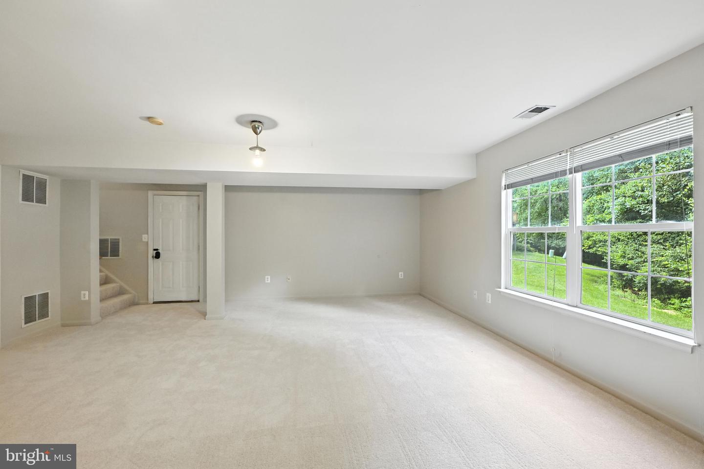 13238 MAPLE CREEK LN, CENTREVILLE, Virginia 20120, 3 Bedrooms Bedrooms, ,3 BathroomsBathrooms,Residential,For sale,13238 MAPLE CREEK LN,VAFX2249352 MLS # VAFX2249352