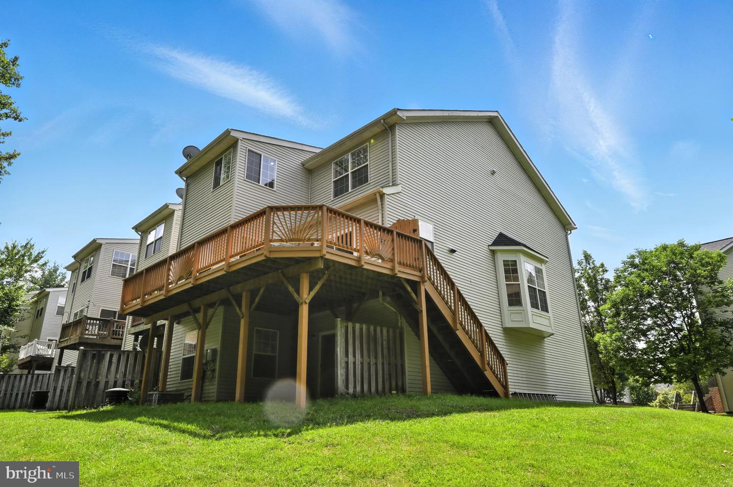 13238 MAPLE CREEK LN, CENTREVILLE, Virginia 20120, 3 Bedrooms Bedrooms, ,3 BathroomsBathrooms,Residential,For sale,13238 MAPLE CREEK LN,VAFX2249352 MLS # VAFX2249352