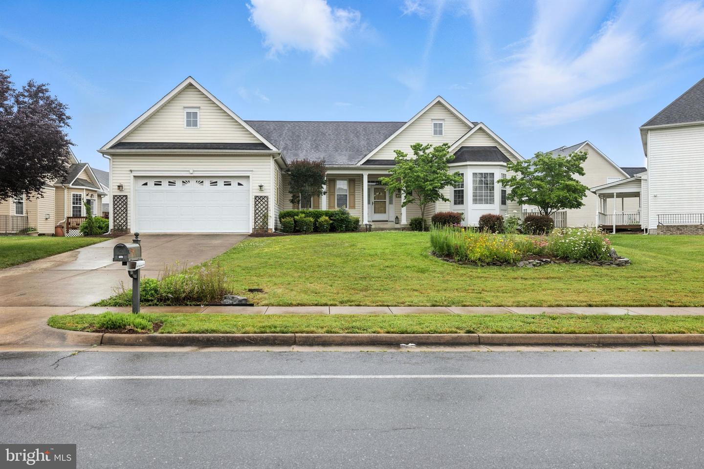 125 DEWBERRY DR, WINCHESTER, Virginia 22602, 3 Bedrooms Bedrooms, ,2 BathroomsBathrooms,Residential,For sale,125 DEWBERRY DR,VAFV2035022 MLS # VAFV2035022