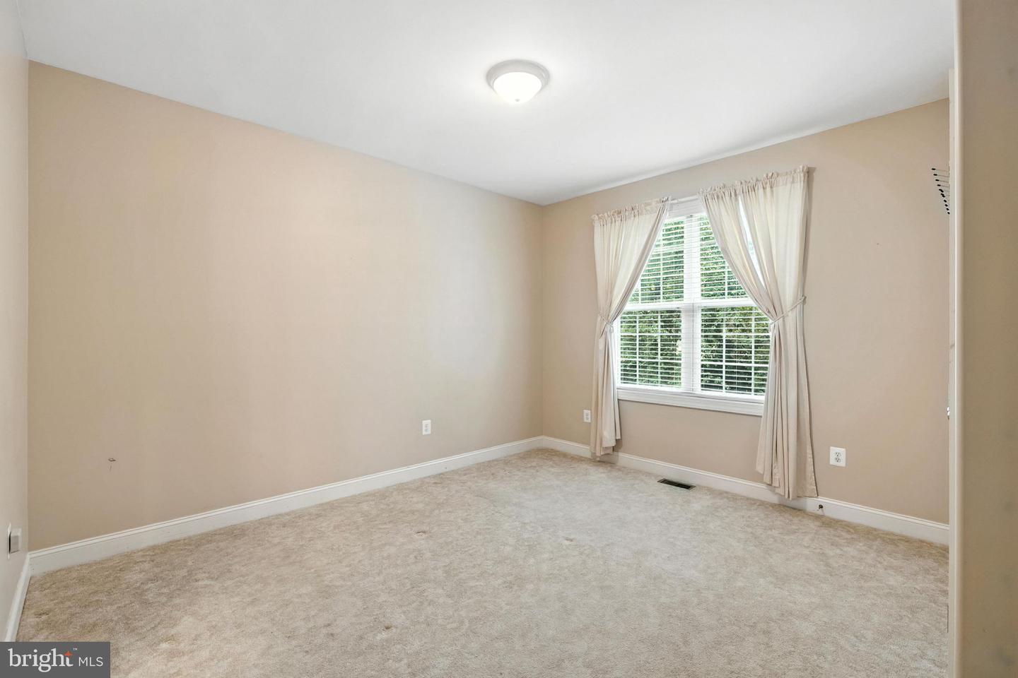 125 DEWBERRY DR, WINCHESTER, Virginia 22602, 3 Bedrooms Bedrooms, ,2 BathroomsBathrooms,Residential,For sale,125 DEWBERRY DR,VAFV2035022 MLS # VAFV2035022