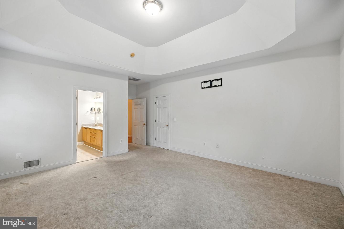 125 DEWBERRY DR, WINCHESTER, Virginia 22602, 3 Bedrooms Bedrooms, ,2 BathroomsBathrooms,Residential,For sale,125 DEWBERRY DR,VAFV2035022 MLS # VAFV2035022