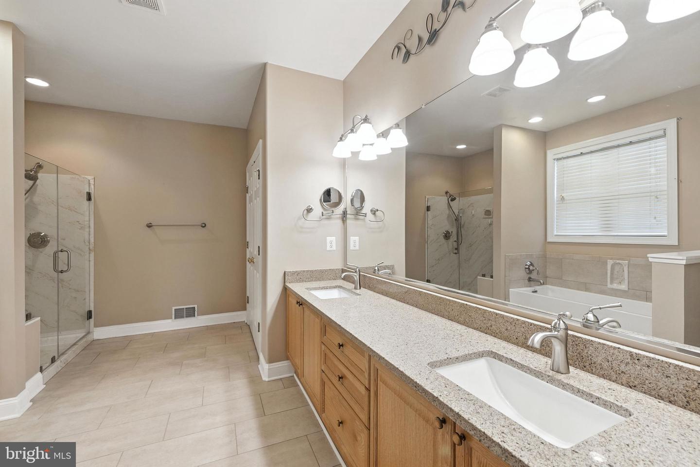 125 DEWBERRY DR, WINCHESTER, Virginia 22602, 3 Bedrooms Bedrooms, ,2 BathroomsBathrooms,Residential,For sale,125 DEWBERRY DR,VAFV2035022 MLS # VAFV2035022