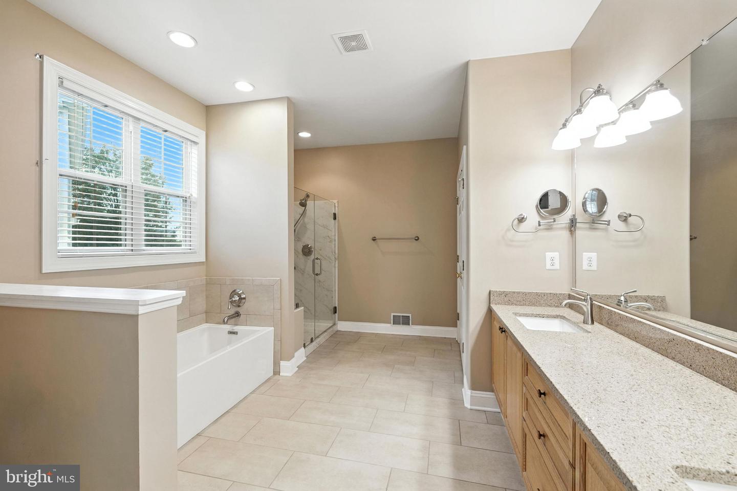 125 DEWBERRY DR, WINCHESTER, Virginia 22602, 3 Bedrooms Bedrooms, ,2 BathroomsBathrooms,Residential,For sale,125 DEWBERRY DR,VAFV2035022 MLS # VAFV2035022