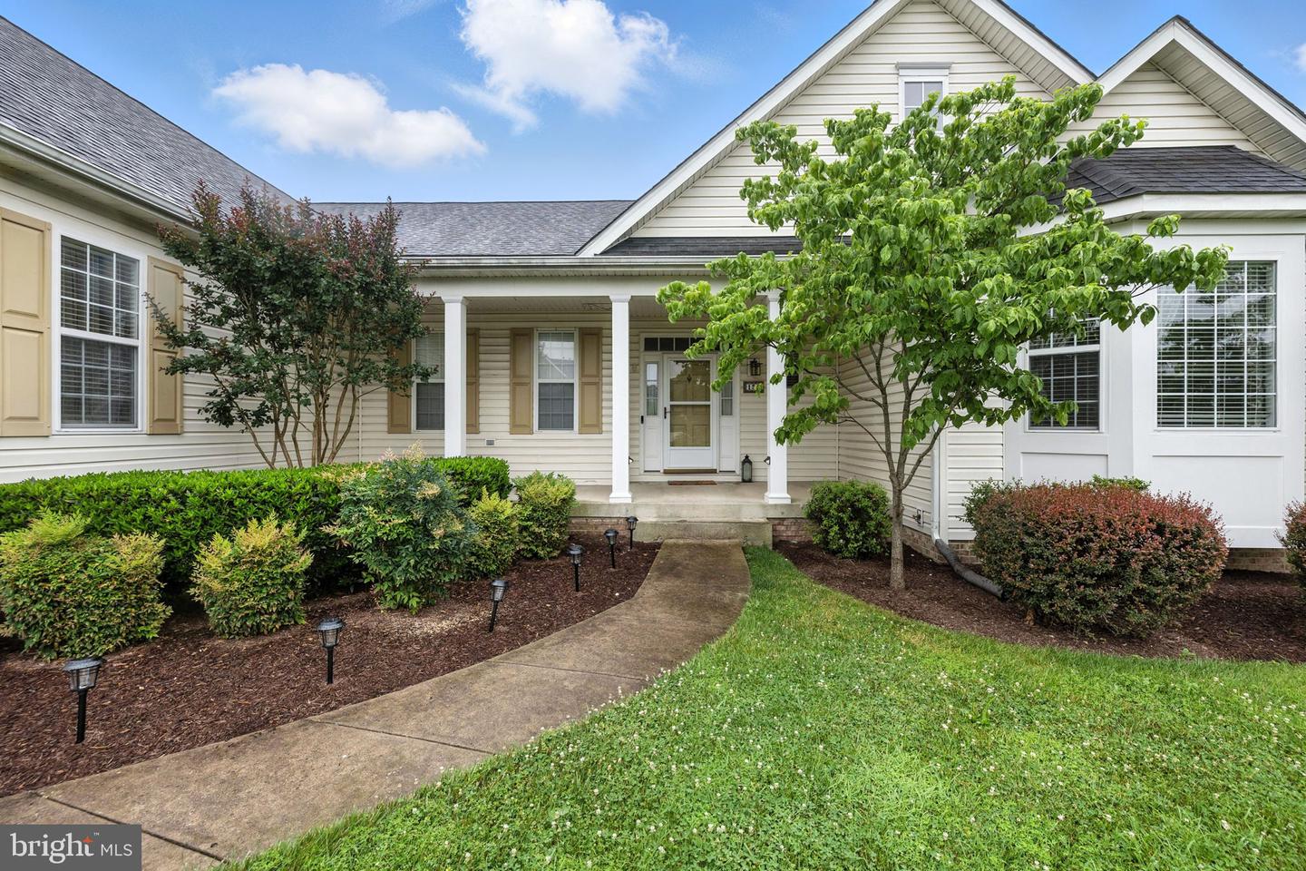 125 DEWBERRY DR, WINCHESTER, Virginia 22602, 3 Bedrooms Bedrooms, ,2 BathroomsBathrooms,Residential,For sale,125 DEWBERRY DR,VAFV2035022 MLS # VAFV2035022