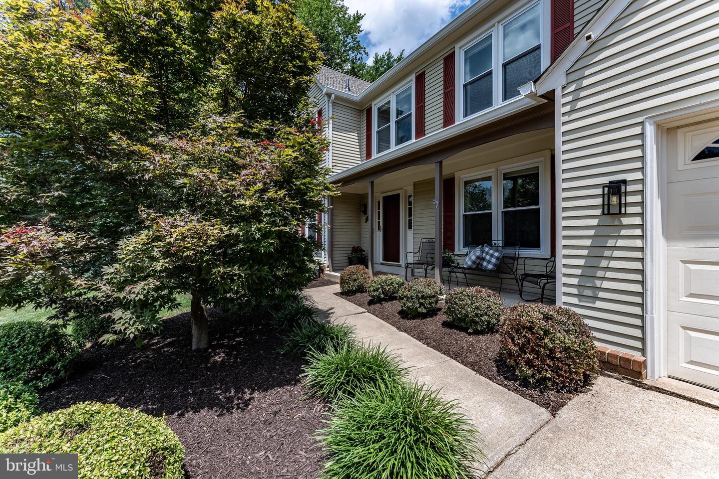 5303 JERELL CT, BURKE, Virginia 22015, 4 Bedrooms Bedrooms, ,2 BathroomsBathrooms,Residential,For sale,5303 JERELL CT,VAFX2249398 MLS # VAFX2249398