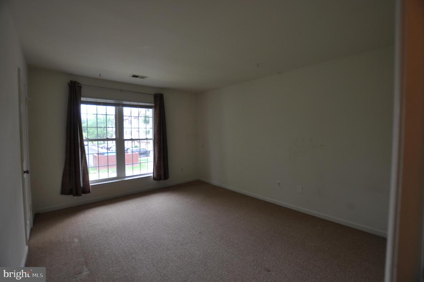 6204-B REDINS DR, ALEXANDRIA, Virginia 22310, 2 Bedrooms Bedrooms, ,2 BathroomsBathrooms,Residential,For sale,6204-B REDINS DR,VAFX2249456 MLS # VAFX2249456