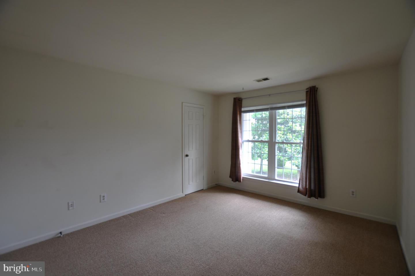 6204-B REDINS DR, ALEXANDRIA, Virginia 22310, 2 Bedrooms Bedrooms, ,2 BathroomsBathrooms,Residential,For sale,6204-B REDINS DR,VAFX2249456 MLS # VAFX2249456