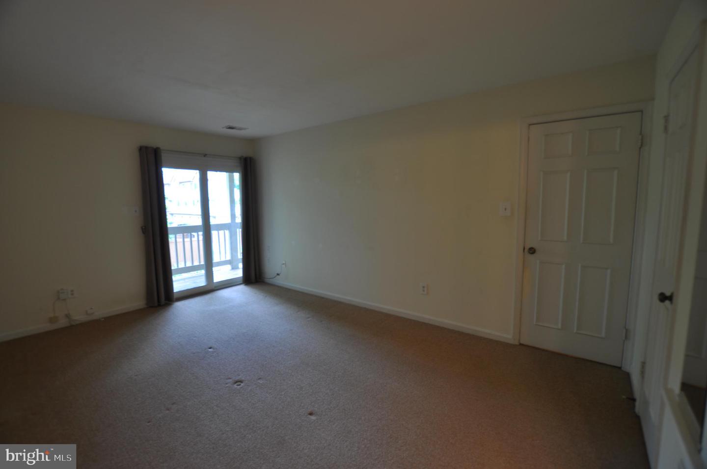 6204-B REDINS DR, ALEXANDRIA, Virginia 22310, 2 Bedrooms Bedrooms, ,2 BathroomsBathrooms,Residential,For sale,6204-B REDINS DR,VAFX2249456 MLS # VAFX2249456