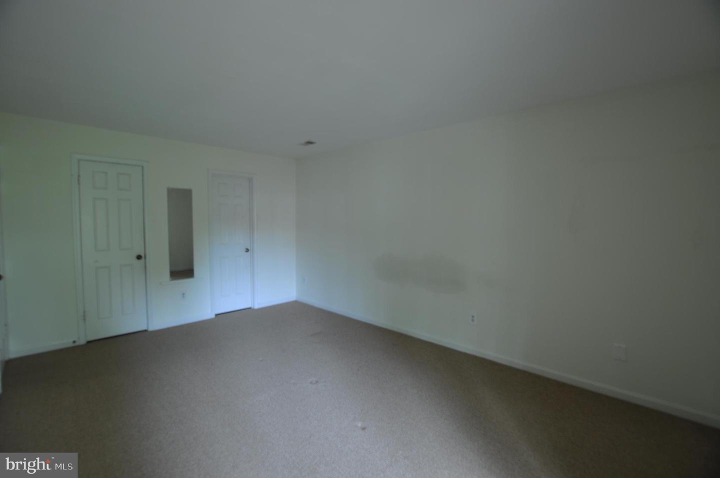 6204-B REDINS DR, ALEXANDRIA, Virginia 22310, 2 Bedrooms Bedrooms, ,2 BathroomsBathrooms,Residential,For sale,6204-B REDINS DR,VAFX2249456 MLS # VAFX2249456