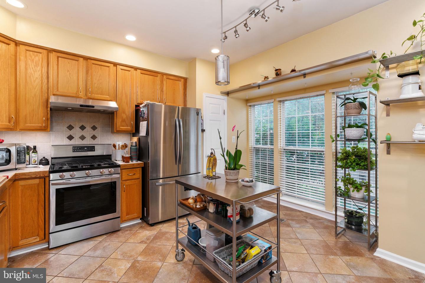 2580 SYLVAN MOOR LN, WOODBRIDGE, Virginia 22191, 4 Bedrooms Bedrooms, ,2 BathroomsBathrooms,Residential,For sale,2580 SYLVAN MOOR LN,VAPW2097676 MLS # VAPW2097676