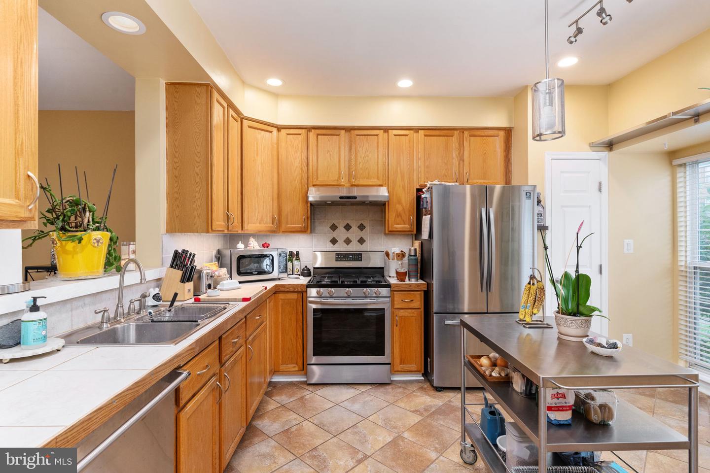2580 SYLVAN MOOR LN, WOODBRIDGE, Virginia 22191, 4 Bedrooms Bedrooms, ,2 BathroomsBathrooms,Residential,For sale,2580 SYLVAN MOOR LN,VAPW2097676 MLS # VAPW2097676