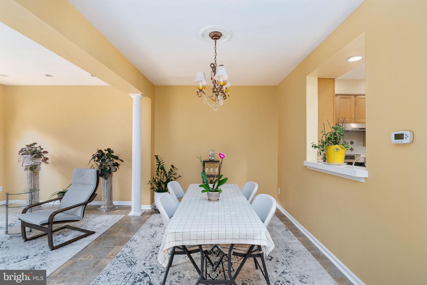 2580 SYLVAN MOOR LN, WOODBRIDGE, Virginia 22191, 4 Bedrooms Bedrooms, ,2 BathroomsBathrooms,Residential,For sale,2580 SYLVAN MOOR LN,VAPW2097676 MLS # VAPW2097676