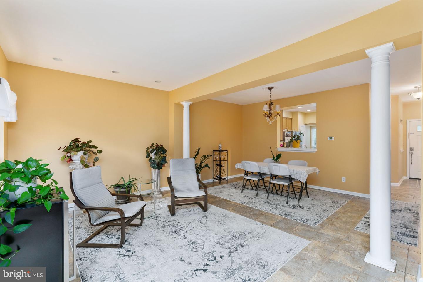 2580 SYLVAN MOOR LN, WOODBRIDGE, Virginia 22191, 4 Bedrooms Bedrooms, ,2 BathroomsBathrooms,Residential,For sale,2580 SYLVAN MOOR LN,VAPW2097676 MLS # VAPW2097676