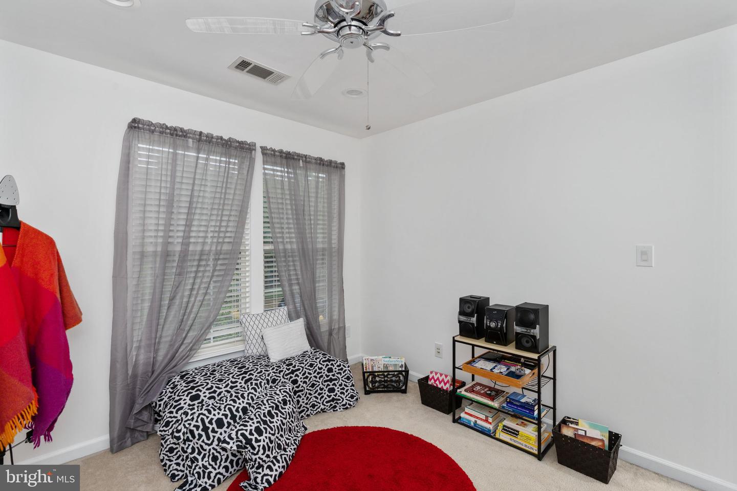 2580 SYLVAN MOOR LN, WOODBRIDGE, Virginia 22191, 4 Bedrooms Bedrooms, ,2 BathroomsBathrooms,Residential,For sale,2580 SYLVAN MOOR LN,VAPW2097676 MLS # VAPW2097676