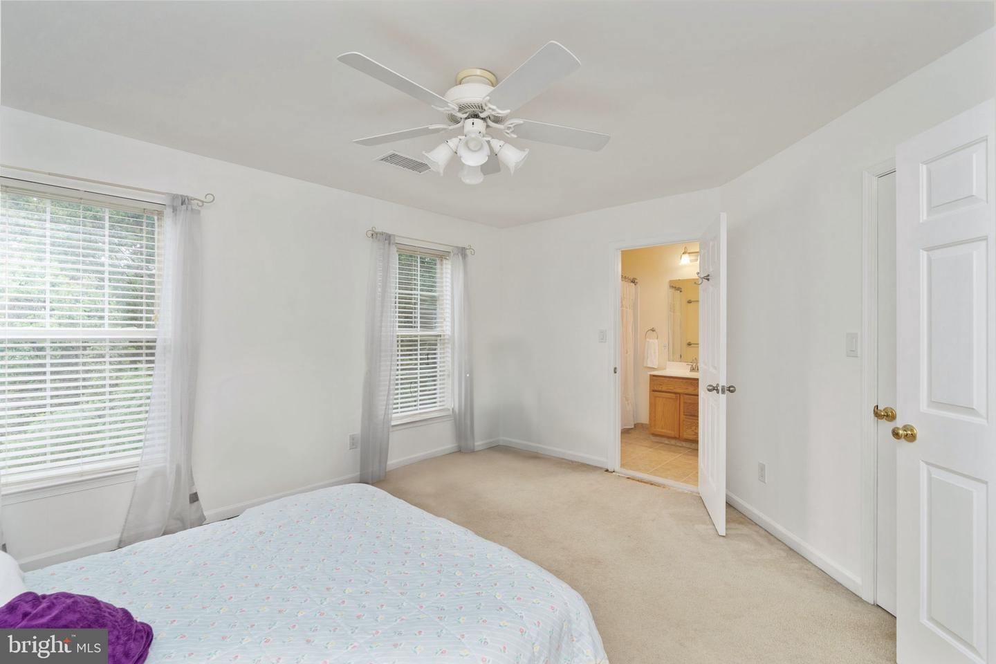 2580 SYLVAN MOOR LN, WOODBRIDGE, Virginia 22191, 4 Bedrooms Bedrooms, ,2 BathroomsBathrooms,Residential,For sale,2580 SYLVAN MOOR LN,VAPW2097676 MLS # VAPW2097676