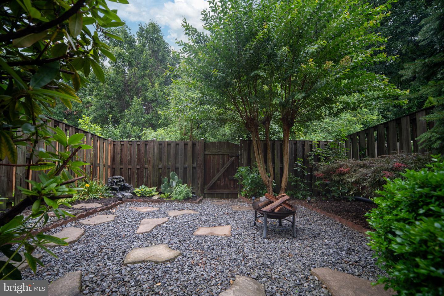 2580 SYLVAN MOOR LN, WOODBRIDGE, Virginia 22191, 4 Bedrooms Bedrooms, ,2 BathroomsBathrooms,Residential,For sale,2580 SYLVAN MOOR LN,VAPW2097676 MLS # VAPW2097676