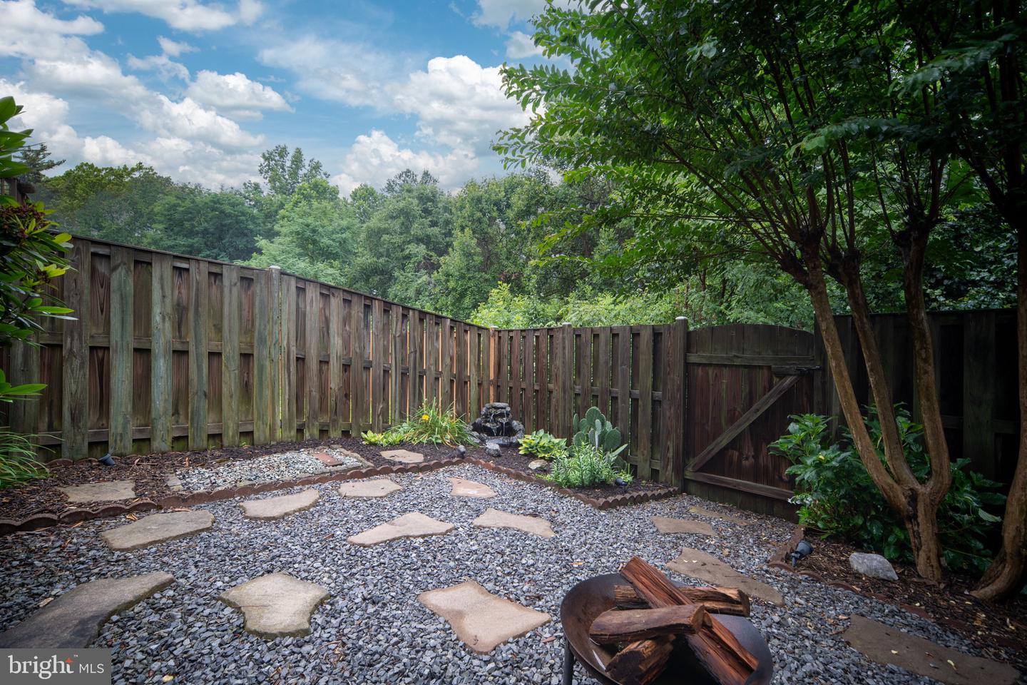 2580 SYLVAN MOOR LN, WOODBRIDGE, Virginia 22191, 4 Bedrooms Bedrooms, ,2 BathroomsBathrooms,Residential,For sale,2580 SYLVAN MOOR LN,VAPW2097676 MLS # VAPW2097676