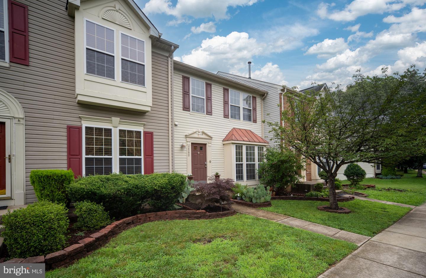 2580 SYLVAN MOOR LN, WOODBRIDGE, Virginia 22191, 4 Bedrooms Bedrooms, ,2 BathroomsBathrooms,Residential,For sale,2580 SYLVAN MOOR LN,VAPW2097676 MLS # VAPW2097676