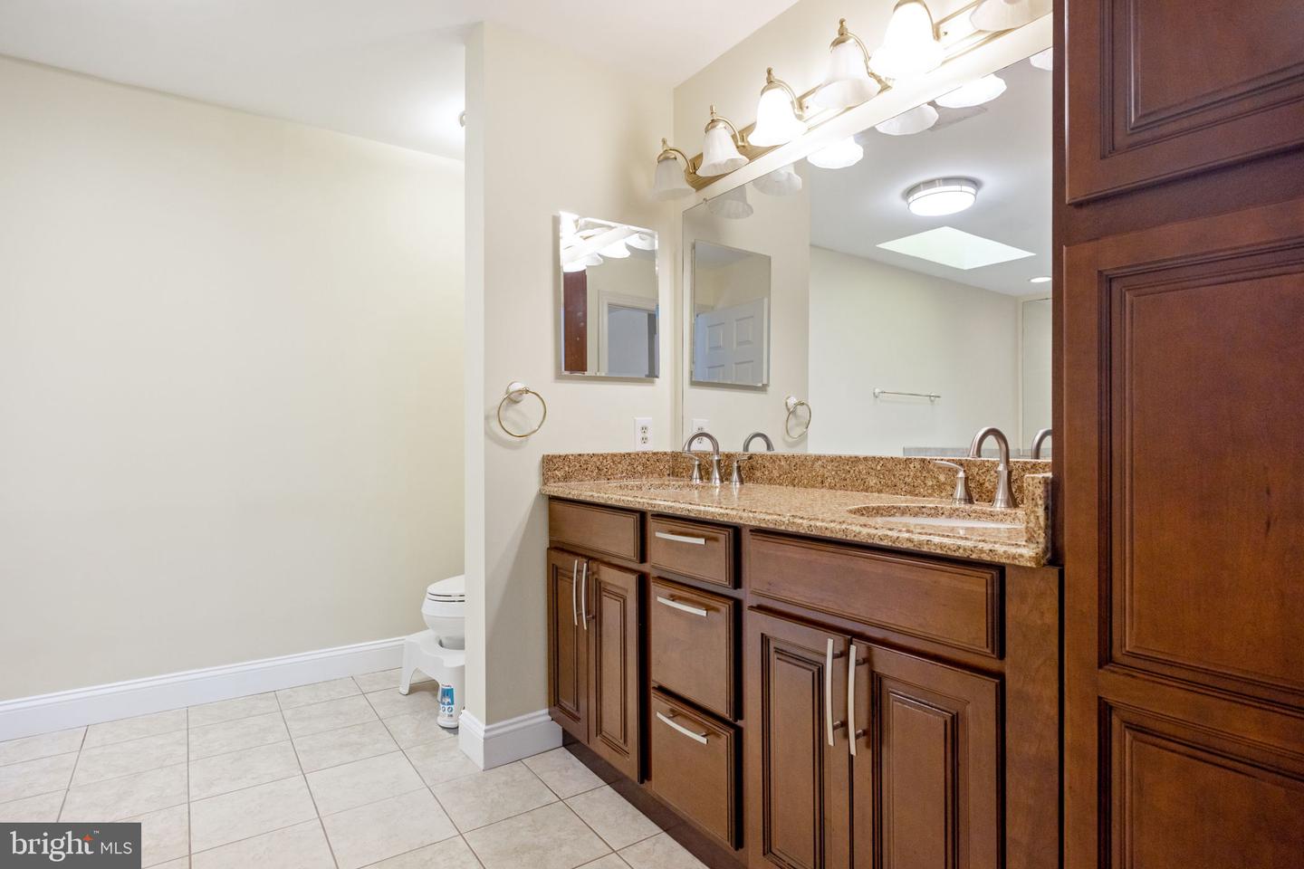 2407 LELLAH CT, DUNN LORING, Virginia 22027, 8 Bedrooms Bedrooms, ,8 BathroomsBathrooms,Residential,For sale,2407 LELLAH CT,VAFX2249642 MLS # VAFX2249642