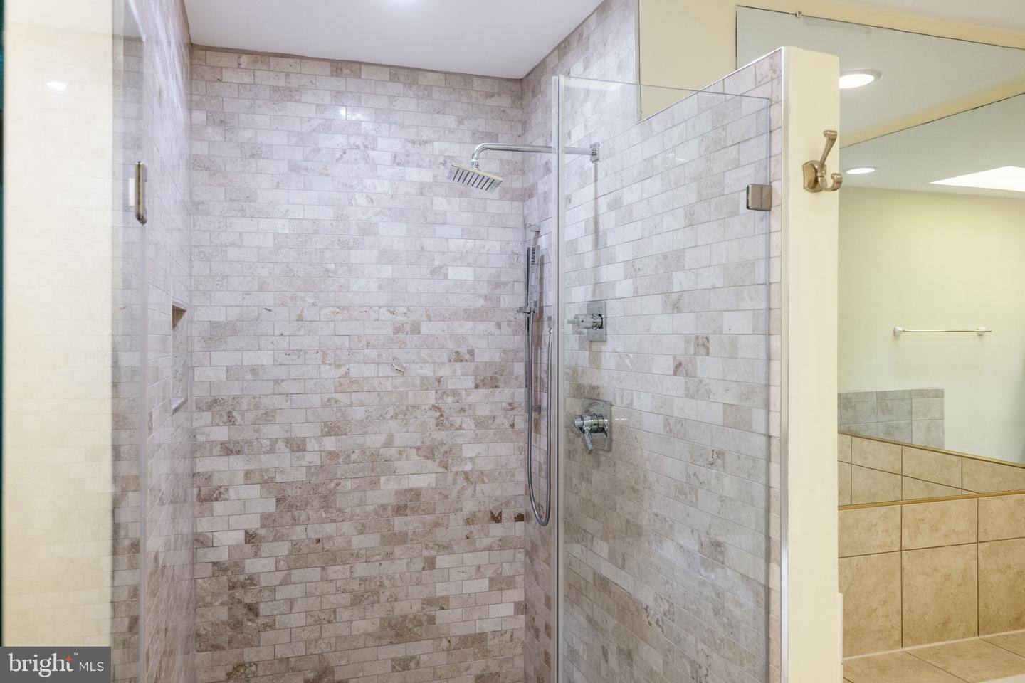 2407 LELLAH CT, DUNN LORING, Virginia 22027, 8 Bedrooms Bedrooms, ,8 BathroomsBathrooms,Residential,For sale,2407 LELLAH CT,VAFX2249642 MLS # VAFX2249642