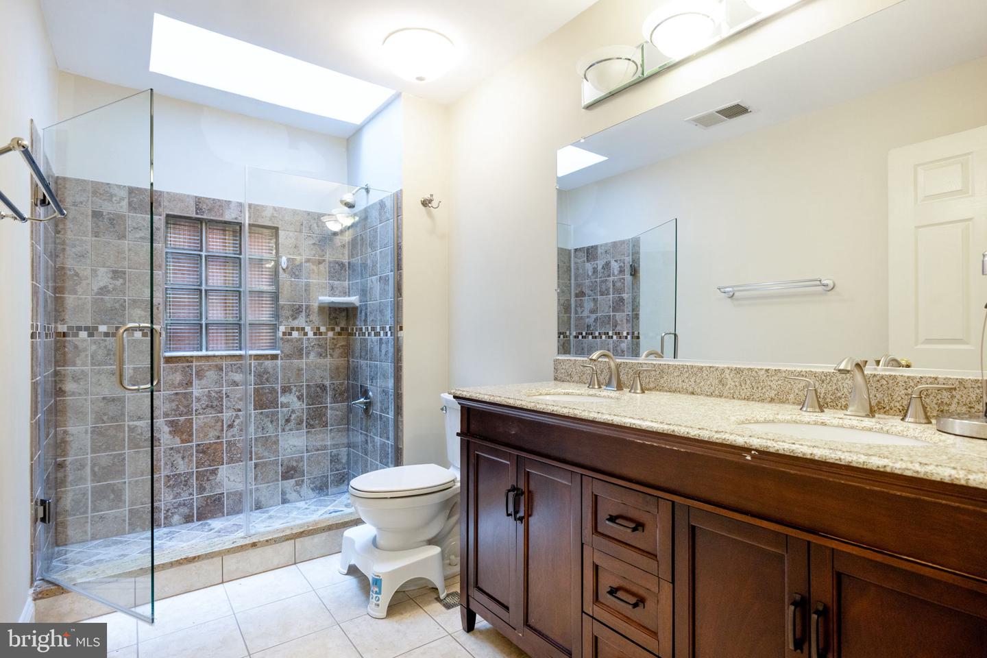 2407 LELLAH CT, DUNN LORING, Virginia 22027, 8 Bedrooms Bedrooms, ,8 BathroomsBathrooms,Residential,For sale,2407 LELLAH CT,VAFX2249642 MLS # VAFX2249642