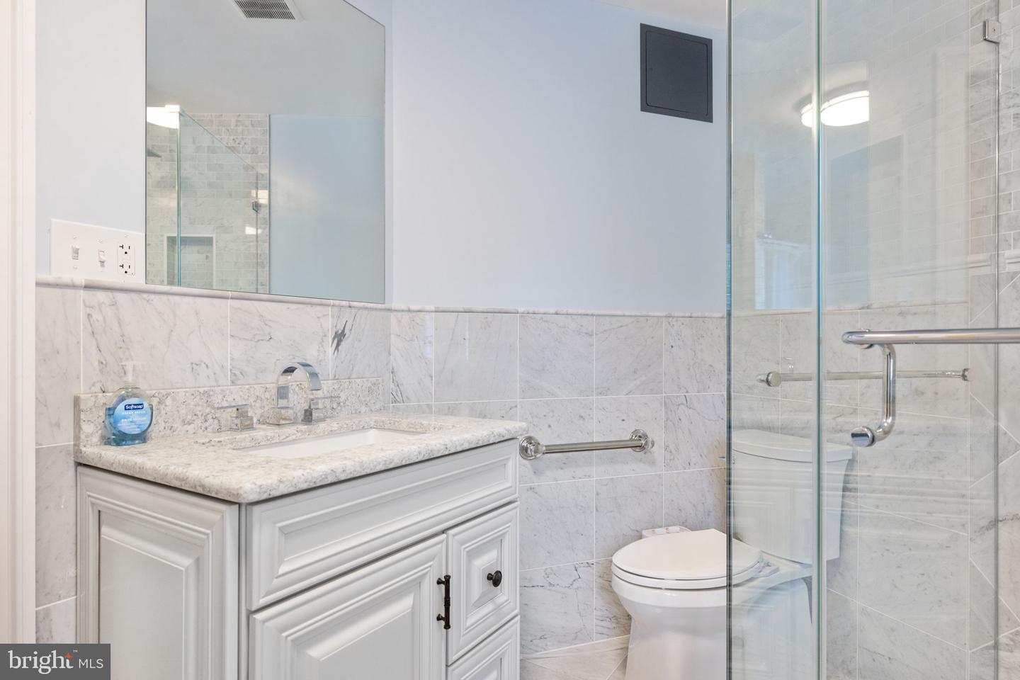 2407 LELLAH CT, DUNN LORING, Virginia 22027, 8 Bedrooms Bedrooms, ,8 BathroomsBathrooms,Residential,For sale,2407 LELLAH CT,VAFX2249642 MLS # VAFX2249642