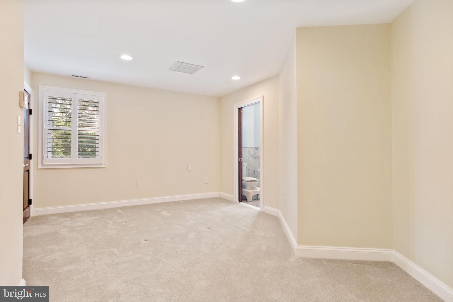 2407 LELLAH CT, DUNN LORING, Virginia 22027, 8 Bedrooms Bedrooms, ,8 BathroomsBathrooms,Residential,For sale,2407 LELLAH CT,VAFX2249642 MLS # VAFX2249642