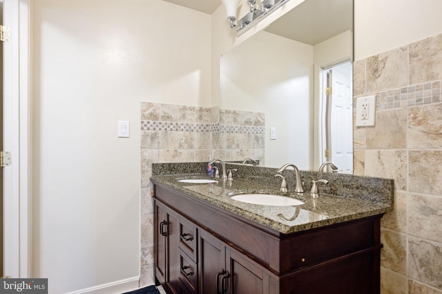 2407 LELLAH CT, DUNN LORING, Virginia 22027, 8 Bedrooms Bedrooms, ,8 BathroomsBathrooms,Residential,For sale,2407 LELLAH CT,VAFX2249642 MLS # VAFX2249642