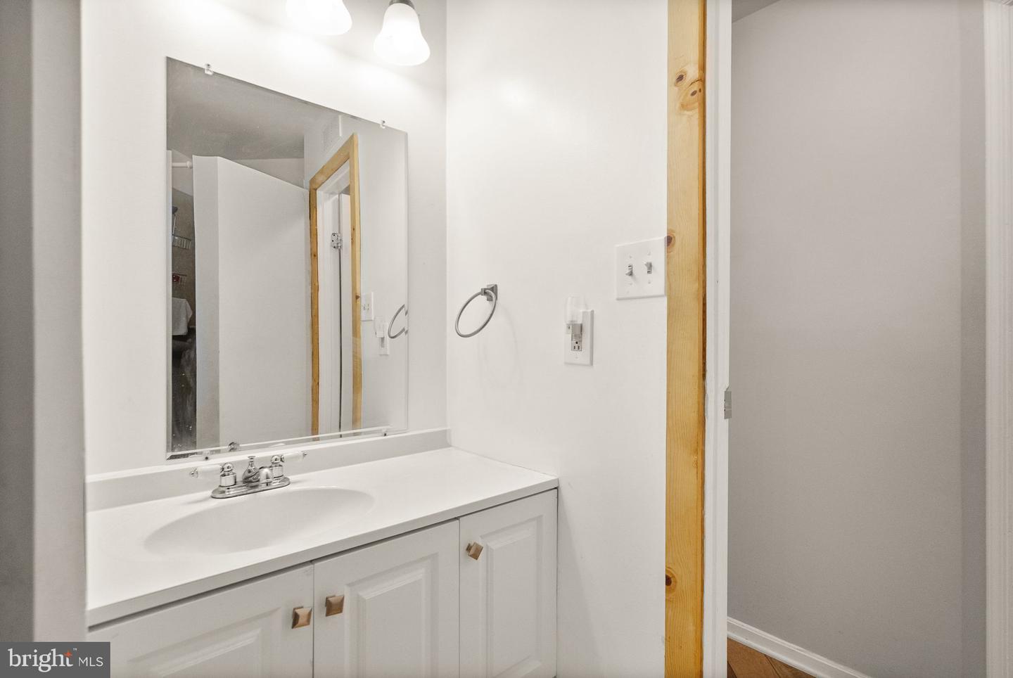10484 STONINGTON LN, MANASSAS, Virginia 20109, 2 Bedrooms Bedrooms, ,3 BathroomsBathrooms,Residential,For sale,10484 STONINGTON LN,VAPW2097726 MLS # VAPW2097726