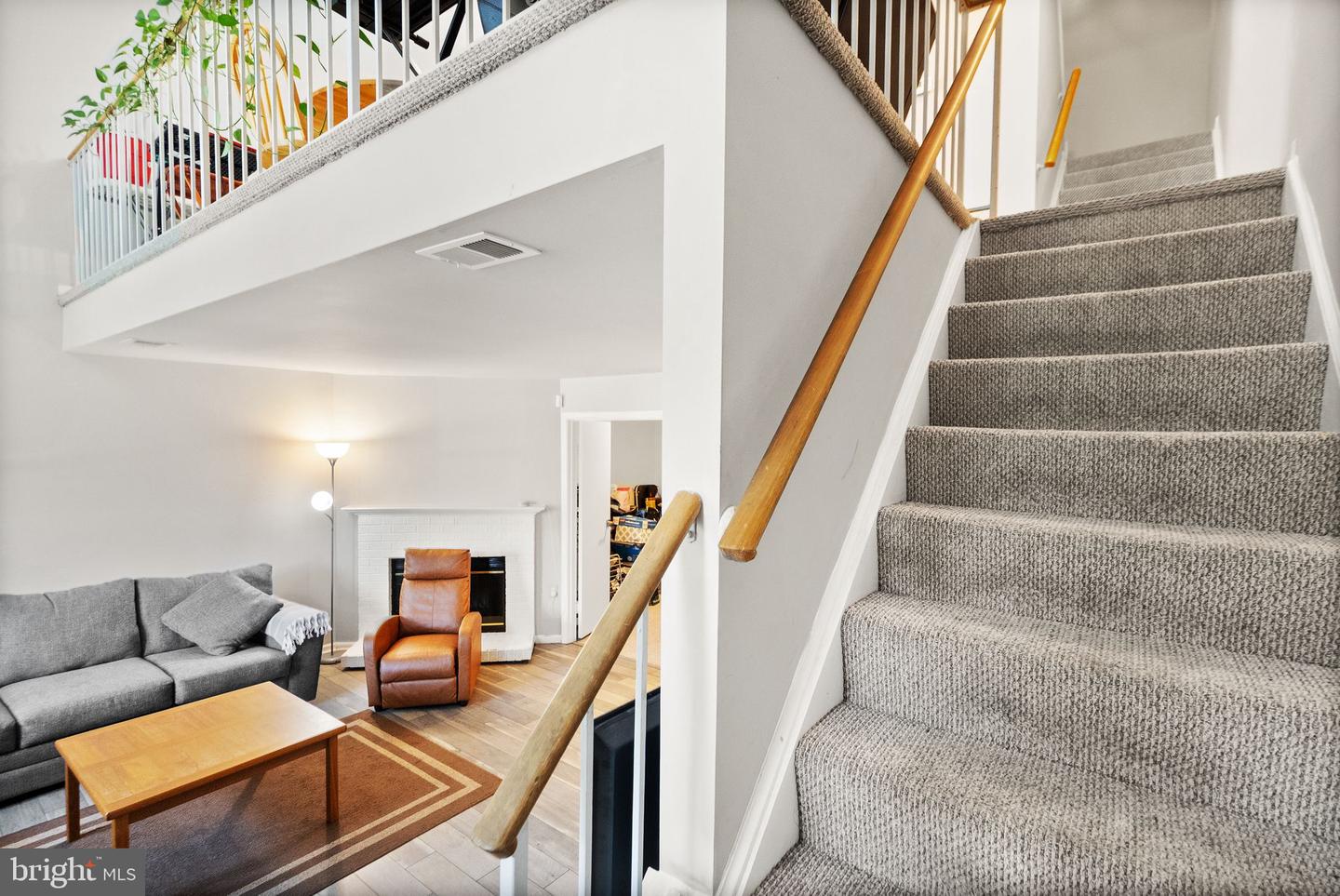 10484 STONINGTON LN, MANASSAS, Virginia 20109, 2 Bedrooms Bedrooms, ,3 BathroomsBathrooms,Residential,For sale,10484 STONINGTON LN,VAPW2097726 MLS # VAPW2097726