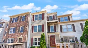 10484 STONINGTON LN, MANASSAS, Virginia 20109, 2 Bedrooms Bedrooms, ,3 BathroomsBathrooms,Residential,For sale,10484 STONINGTON LN,VAPW2097726 MLS # VAPW2097726
