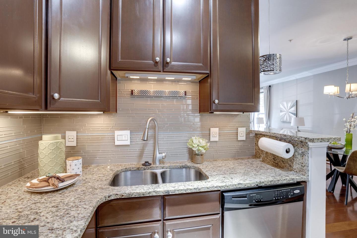 2322 MERSEYSIDE DR, WOODBRIDGE, Virginia 22191, 2 Bedrooms Bedrooms, ,2 BathroomsBathrooms,Residential,For sale,2322 MERSEYSIDE DR,VAPW2097748 MLS # VAPW2097748