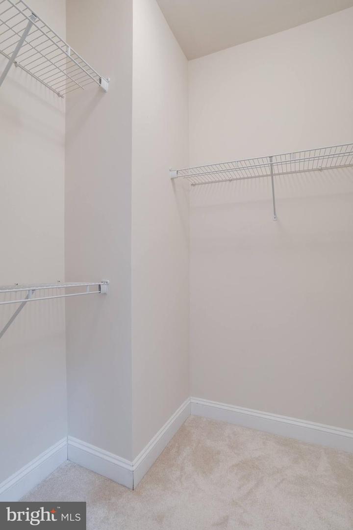 2322 MERSEYSIDE DR, WOODBRIDGE, Virginia 22191, 2 Bedrooms Bedrooms, ,2 BathroomsBathrooms,Residential,For sale,2322 MERSEYSIDE DR,VAPW2097748 MLS # VAPW2097748