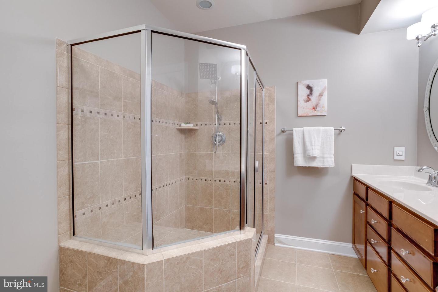 2322 MERSEYSIDE DR, WOODBRIDGE, Virginia 22191, 2 Bedrooms Bedrooms, ,2 BathroomsBathrooms,Residential,For sale,2322 MERSEYSIDE DR,VAPW2097748 MLS # VAPW2097748