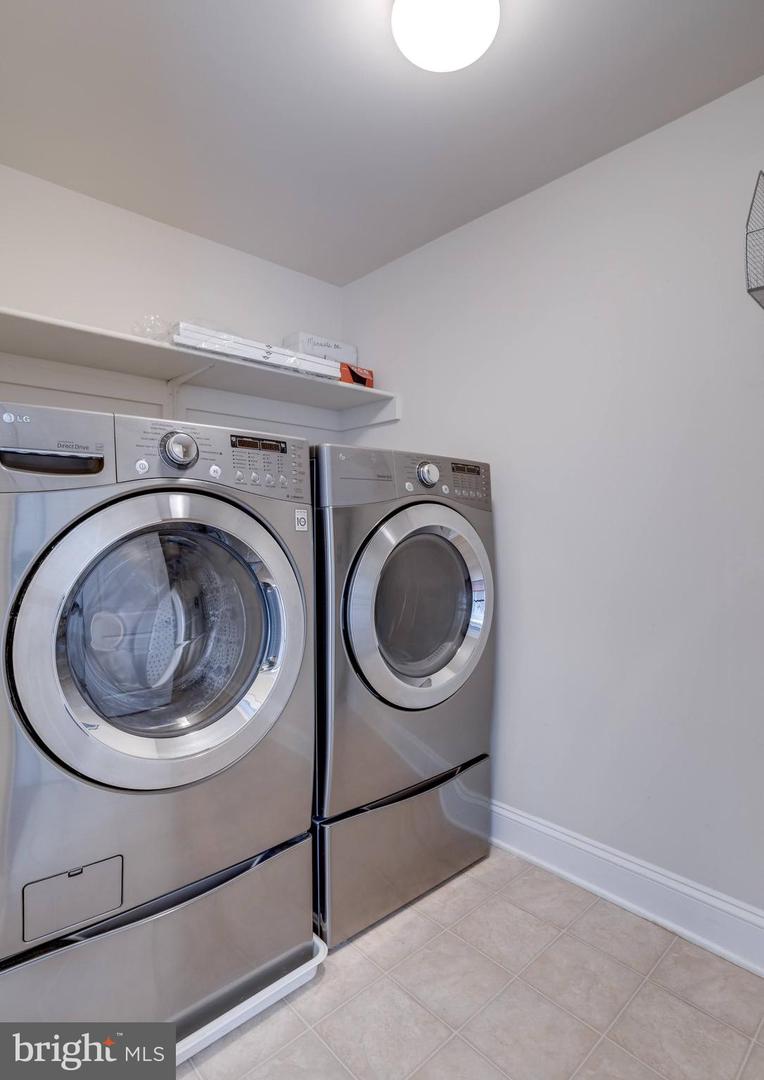 2322 MERSEYSIDE DR, WOODBRIDGE, Virginia 22191, 2 Bedrooms Bedrooms, ,2 BathroomsBathrooms,Residential,For sale,2322 MERSEYSIDE DR,VAPW2097748 MLS # VAPW2097748