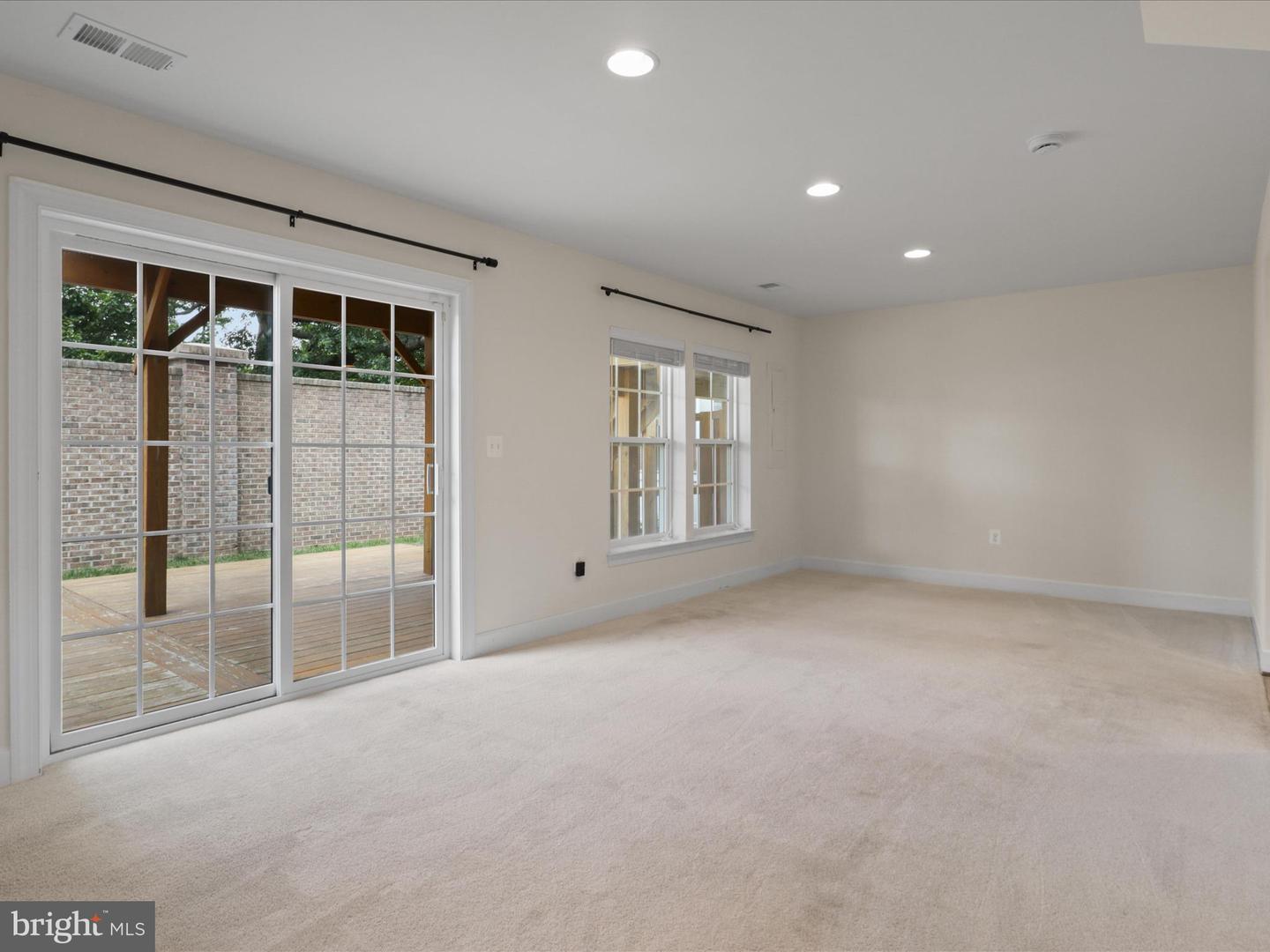 6272 SUMMIT POINT CT, ALEXANDRIA, Virginia 22310, 3 Bedrooms Bedrooms, ,2 BathroomsBathrooms,Residential,For sale,6272 SUMMIT POINT CT,VAFX2249934 MLS # VAFX2249934