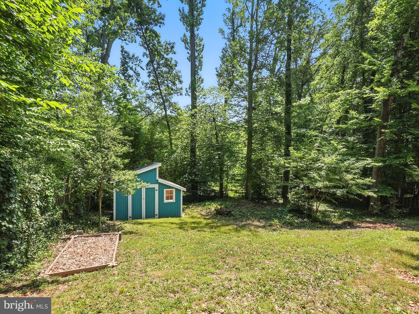 5105 LINETTE LN, ANNANDALE, Virginia 22003, 4 Bedrooms Bedrooms, ,2 BathroomsBathrooms,Residential,For sale,5105 LINETTE LN,VAFX2250022 MLS # VAFX2250022