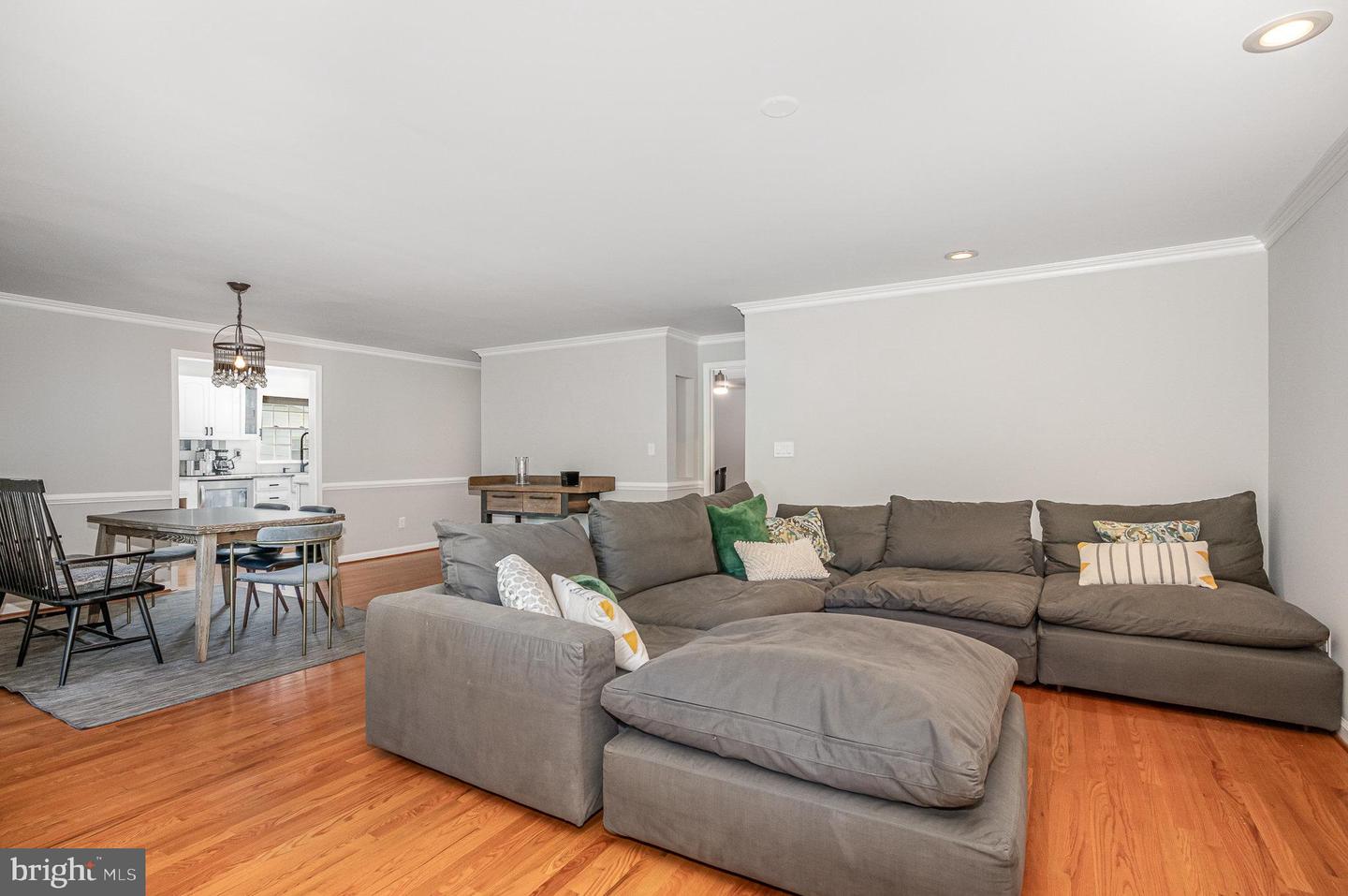 9016 GREYLOCK ST, ALEXANDRIA, Virginia 22308, 5 Bedrooms Bedrooms, ,3 BathroomsBathrooms,Residential,For sale,9016 GREYLOCK ST,VAFX2250088 MLS # VAFX2250088