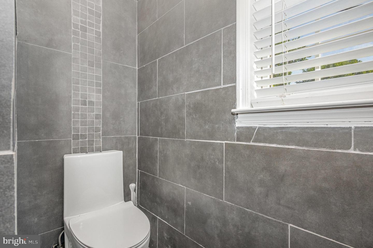 9016 GREYLOCK ST, ALEXANDRIA, Virginia 22308, 5 Bedrooms Bedrooms, ,3 BathroomsBathrooms,Residential,For sale,9016 GREYLOCK ST,VAFX2250088 MLS # VAFX2250088