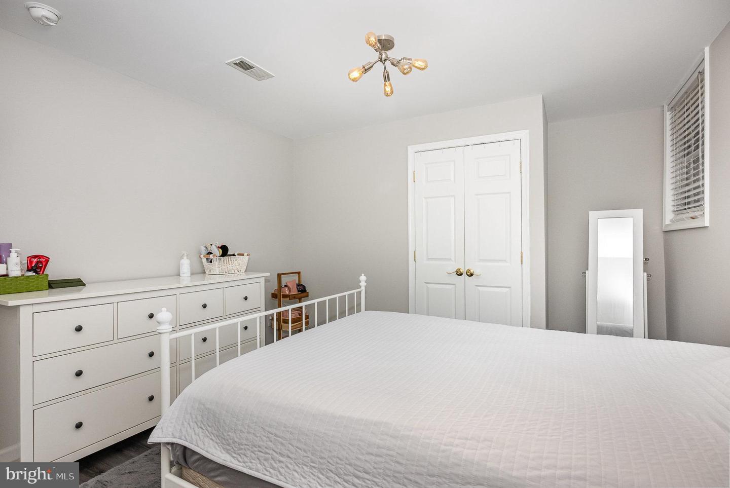 9016 GREYLOCK ST, ALEXANDRIA, Virginia 22308, 5 Bedrooms Bedrooms, ,3 BathroomsBathrooms,Residential,For sale,9016 GREYLOCK ST,VAFX2250088 MLS # VAFX2250088