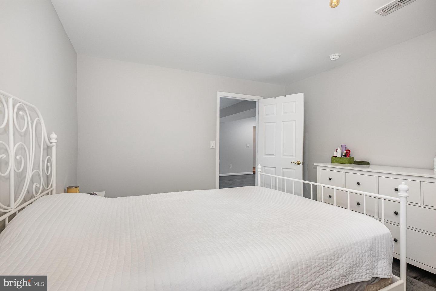 9016 GREYLOCK ST, ALEXANDRIA, Virginia 22308, 5 Bedrooms Bedrooms, ,3 BathroomsBathrooms,Residential,For sale,9016 GREYLOCK ST,VAFX2250088 MLS # VAFX2250088