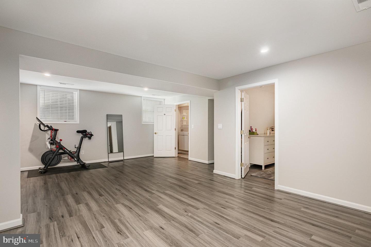 9016 GREYLOCK ST, ALEXANDRIA, Virginia 22308, 5 Bedrooms Bedrooms, ,3 BathroomsBathrooms,Residential,For sale,9016 GREYLOCK ST,VAFX2250088 MLS # VAFX2250088